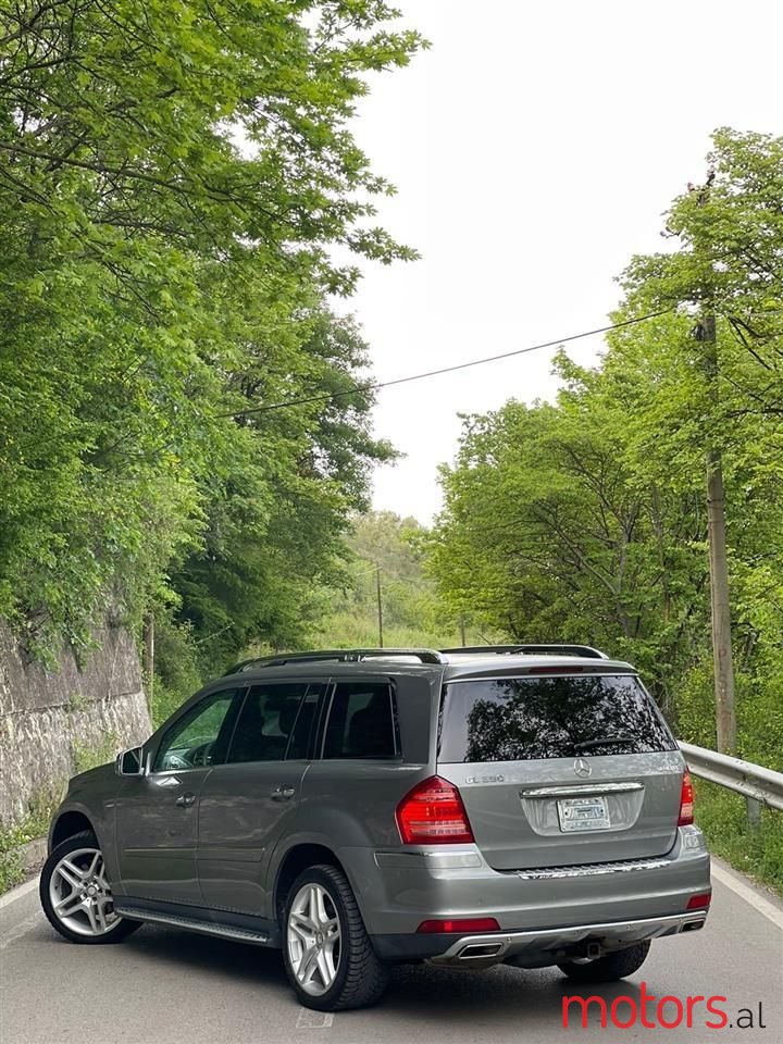 2011' Mercedes-Benz GL 350 photo #3