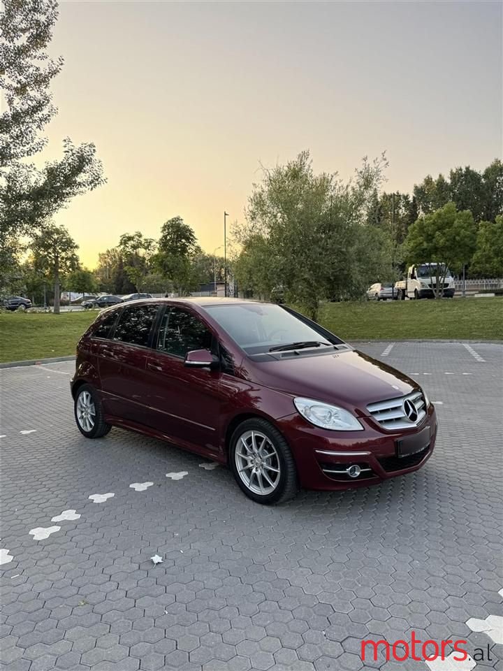 2009' Mercedes-Benz B 150 photo #3