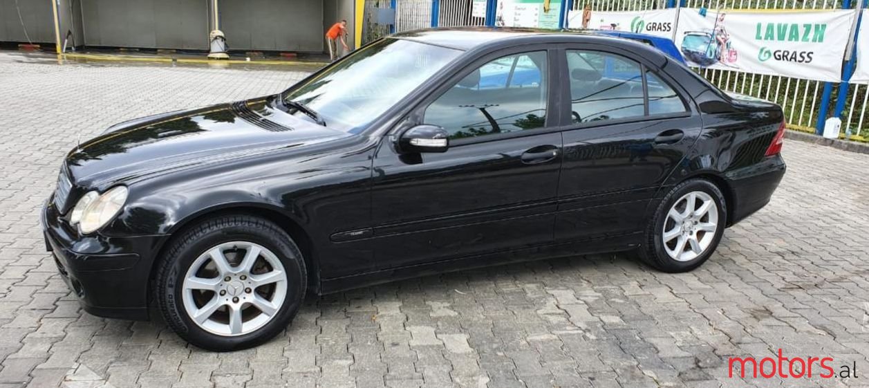 2005' Mercedes-Benz C 200 photo #1