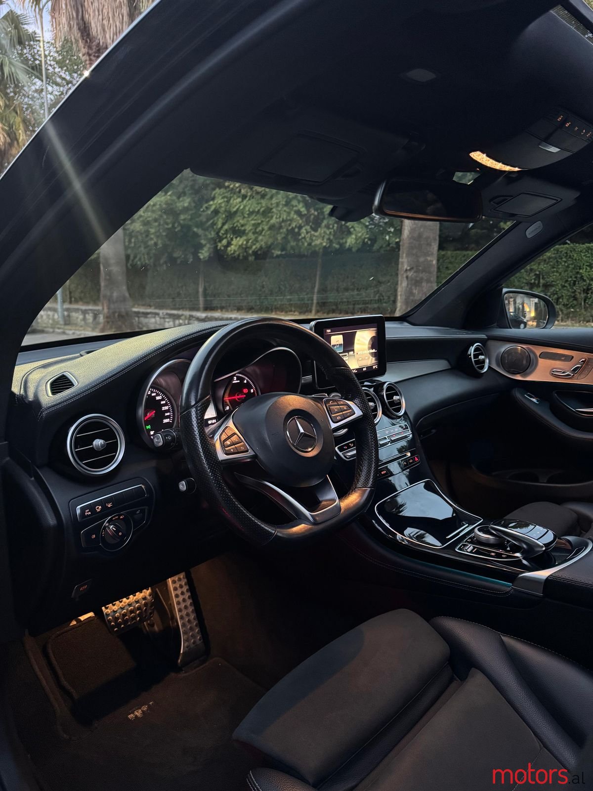 2017' Mercedes-Benz CLC 220 photo #2