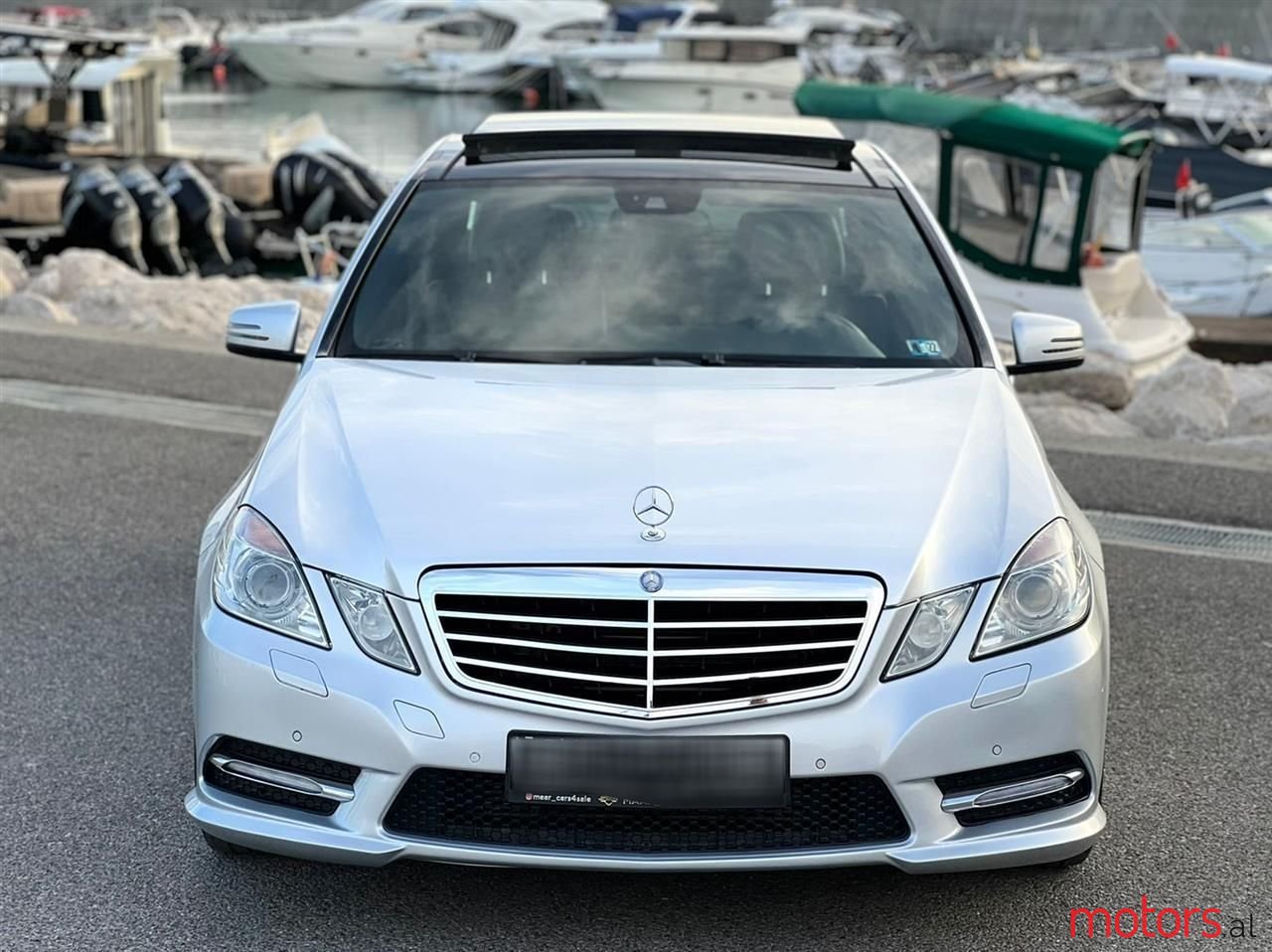 2011' Mercedes-Benz E 350 photo #1