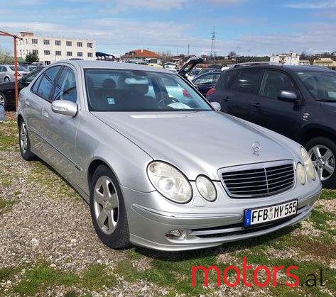 2002' Mercedes-Benz E-Class photo #2