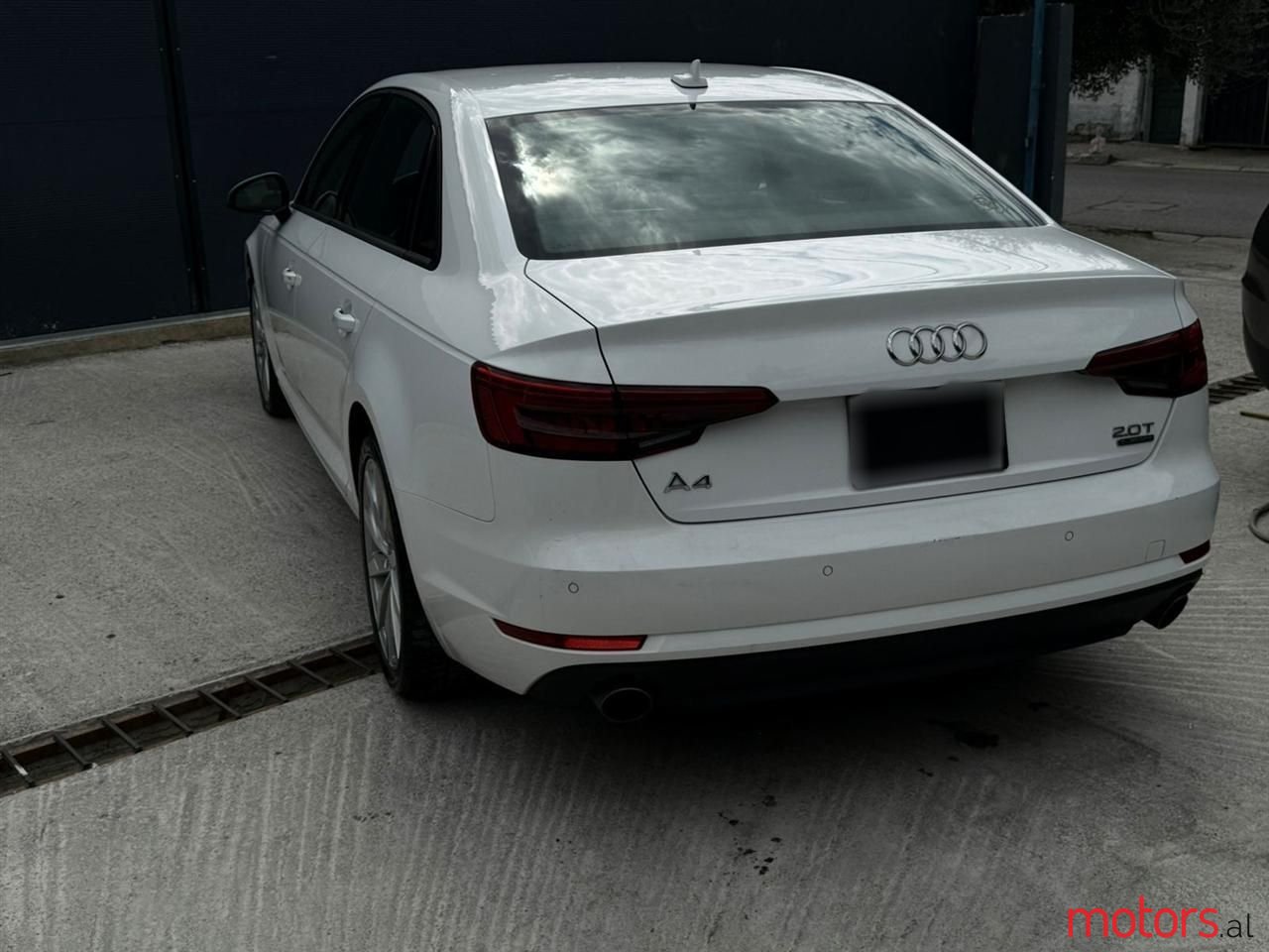 2017' Audi A4 photo #2