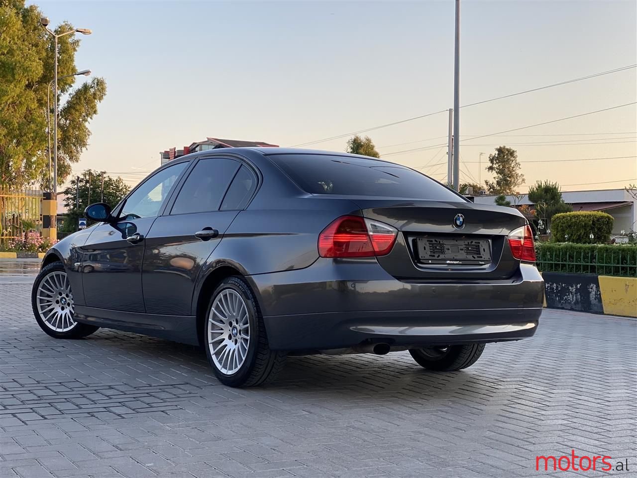 2007' BMW 320 photo #4