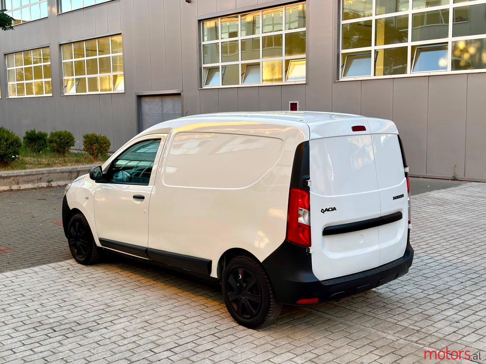 2015' Dacia Dokker photo #4