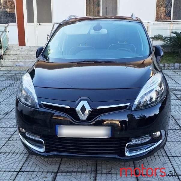 2015' Renault Scenic photo #1