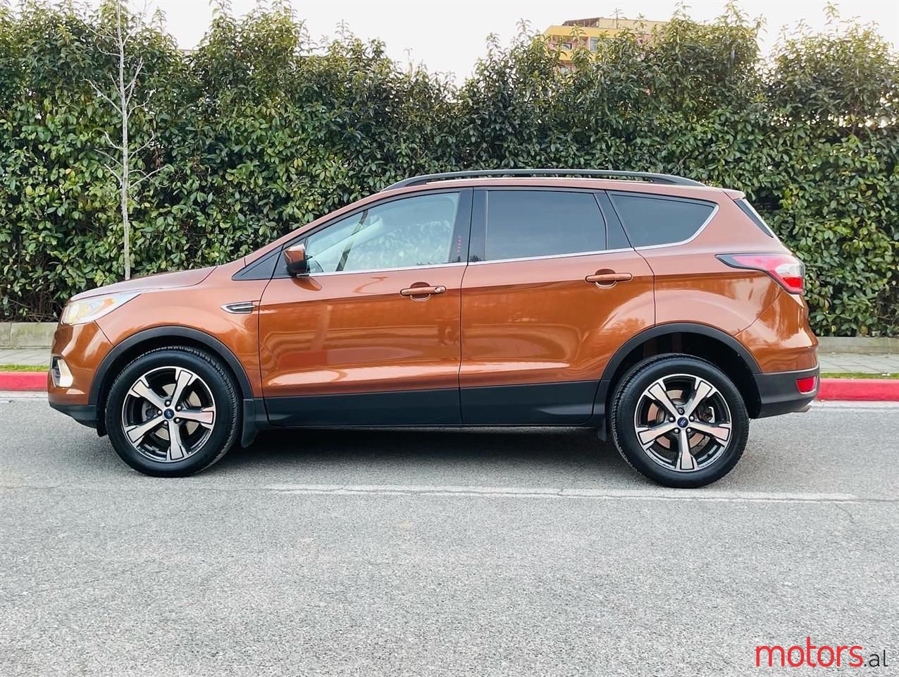 2017' Ford Kuga photo #3
