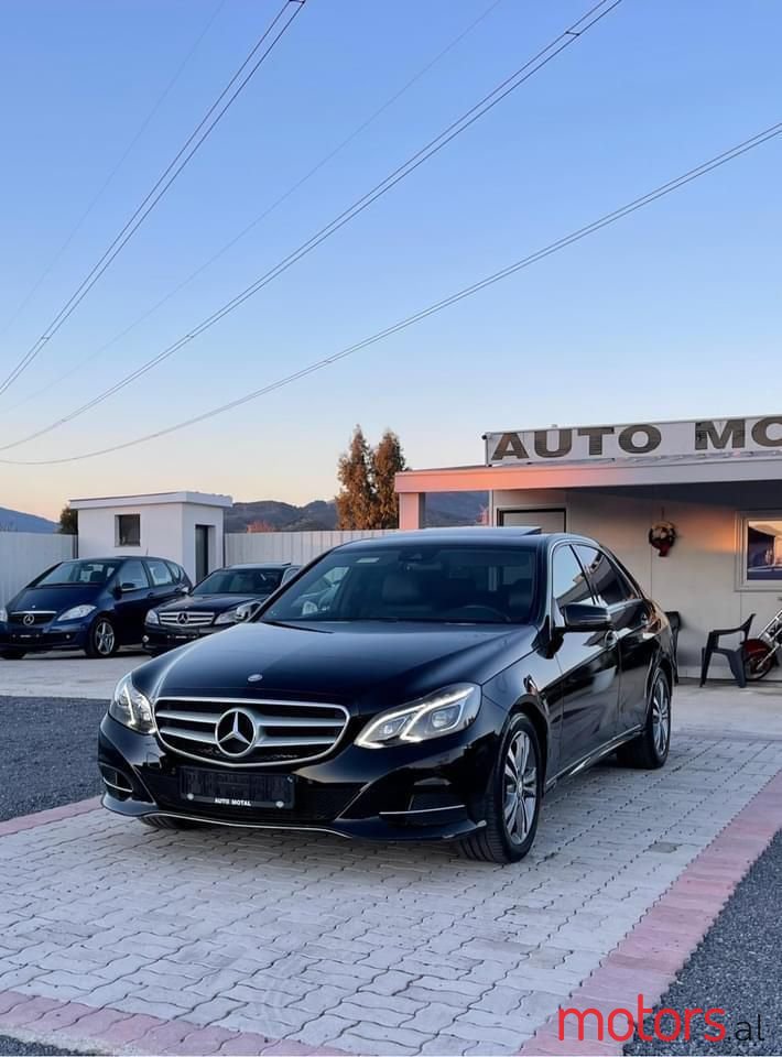 2013' Mercedes-Benz E 200 photo #1