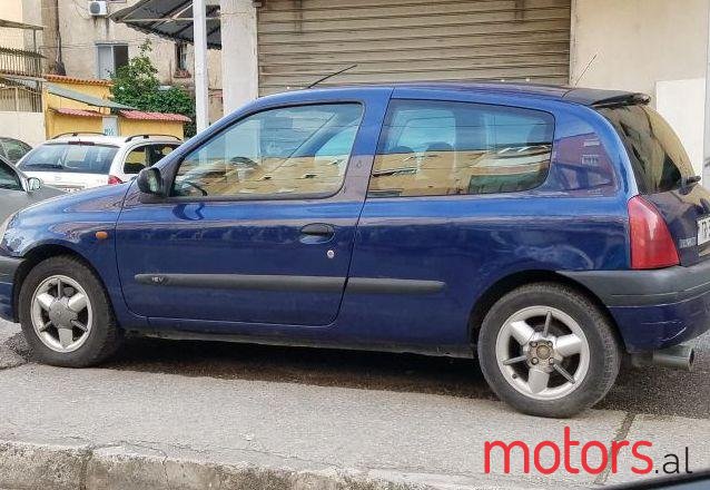 2000' Renault Clio photo #1