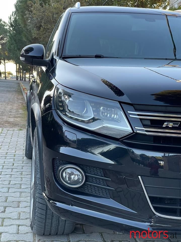 2013' Volkswagen Tiguan photo #6