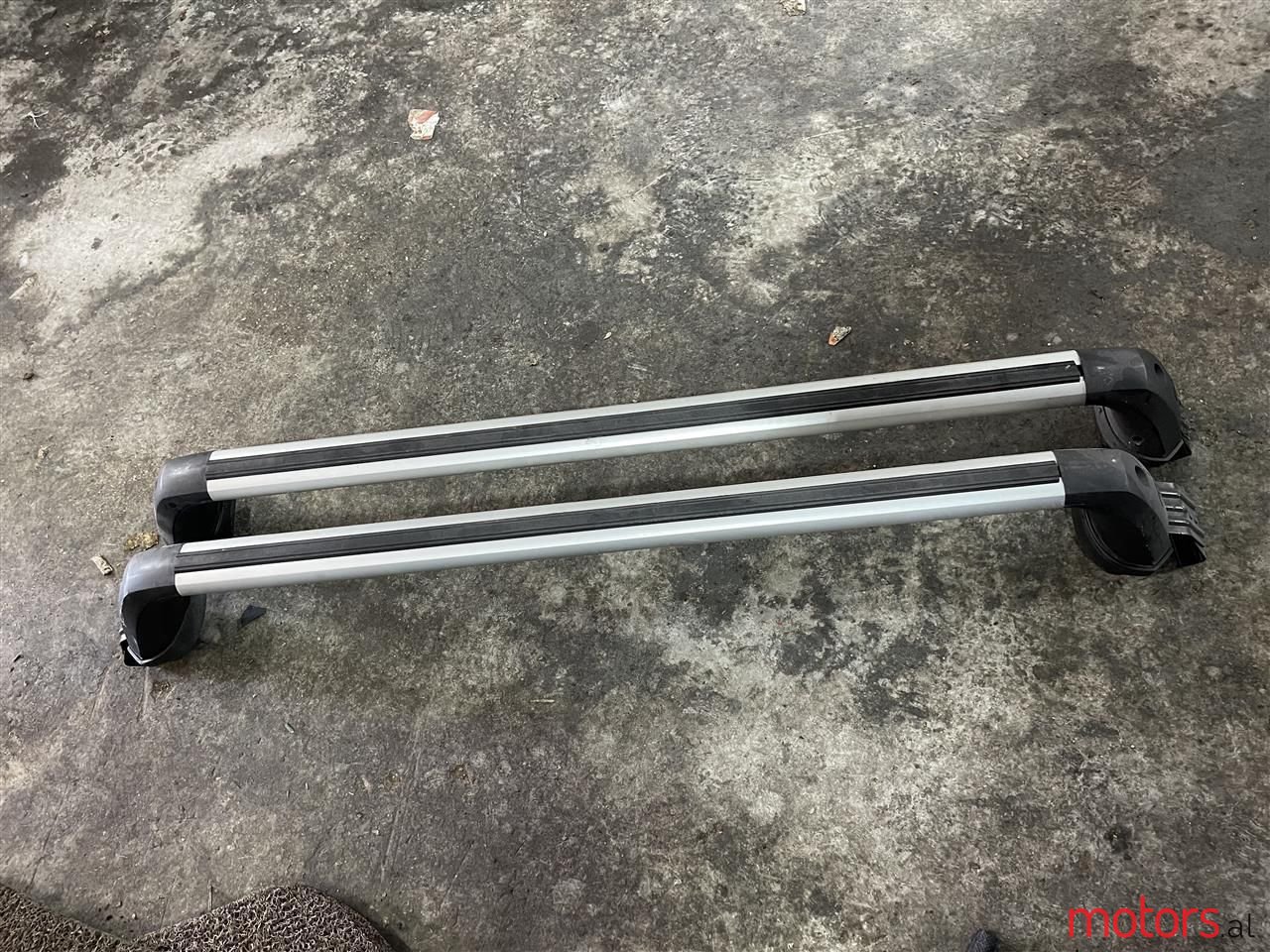 2010' Toyota Urban Cruiser photo #3