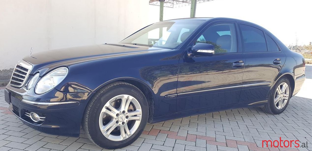 2007' Mercedes-Benz E 220 photo #1