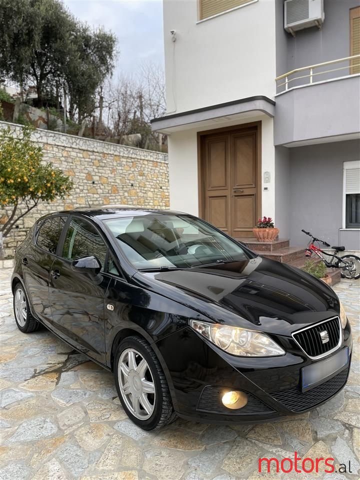 2010' SEAT Ibiza photo #5