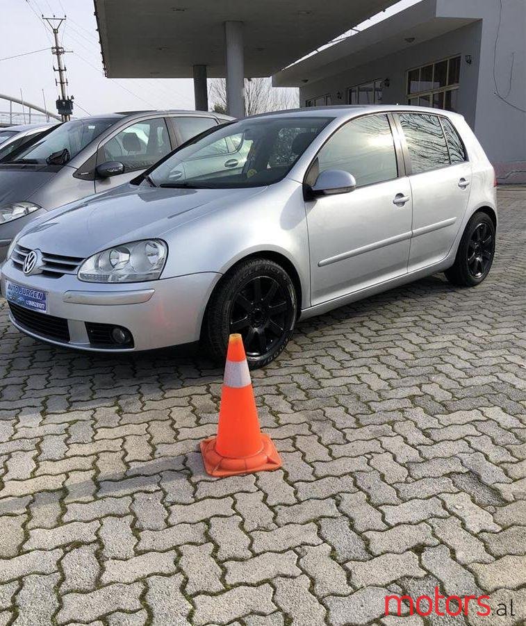 2006' Volkswagen Golf photo #1