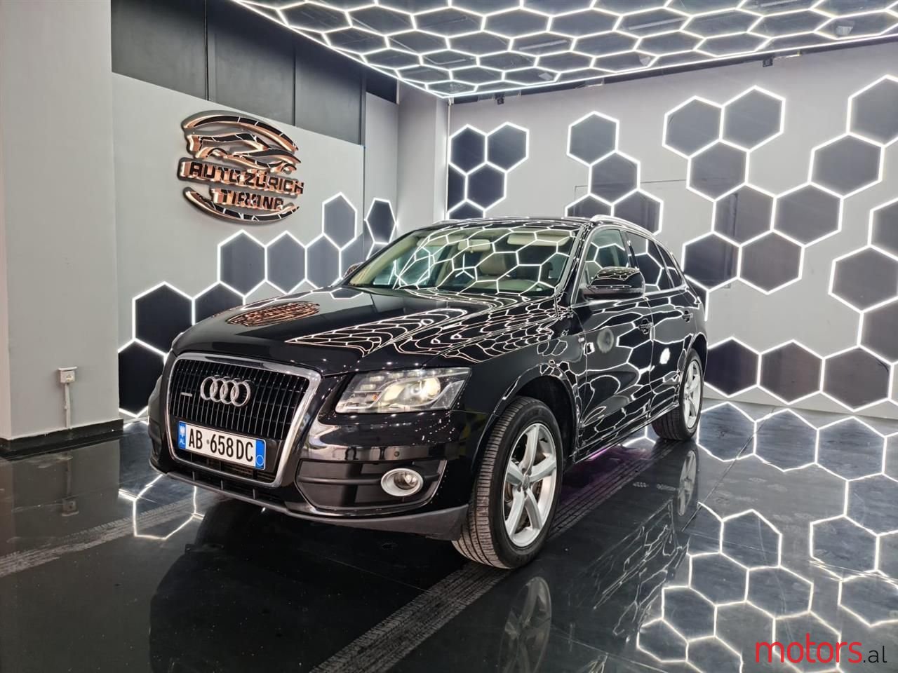 2009' Audi Q5 photo #3
