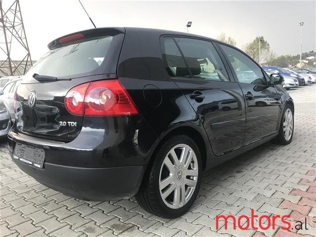 2006' Volkswagen Golf photo #3