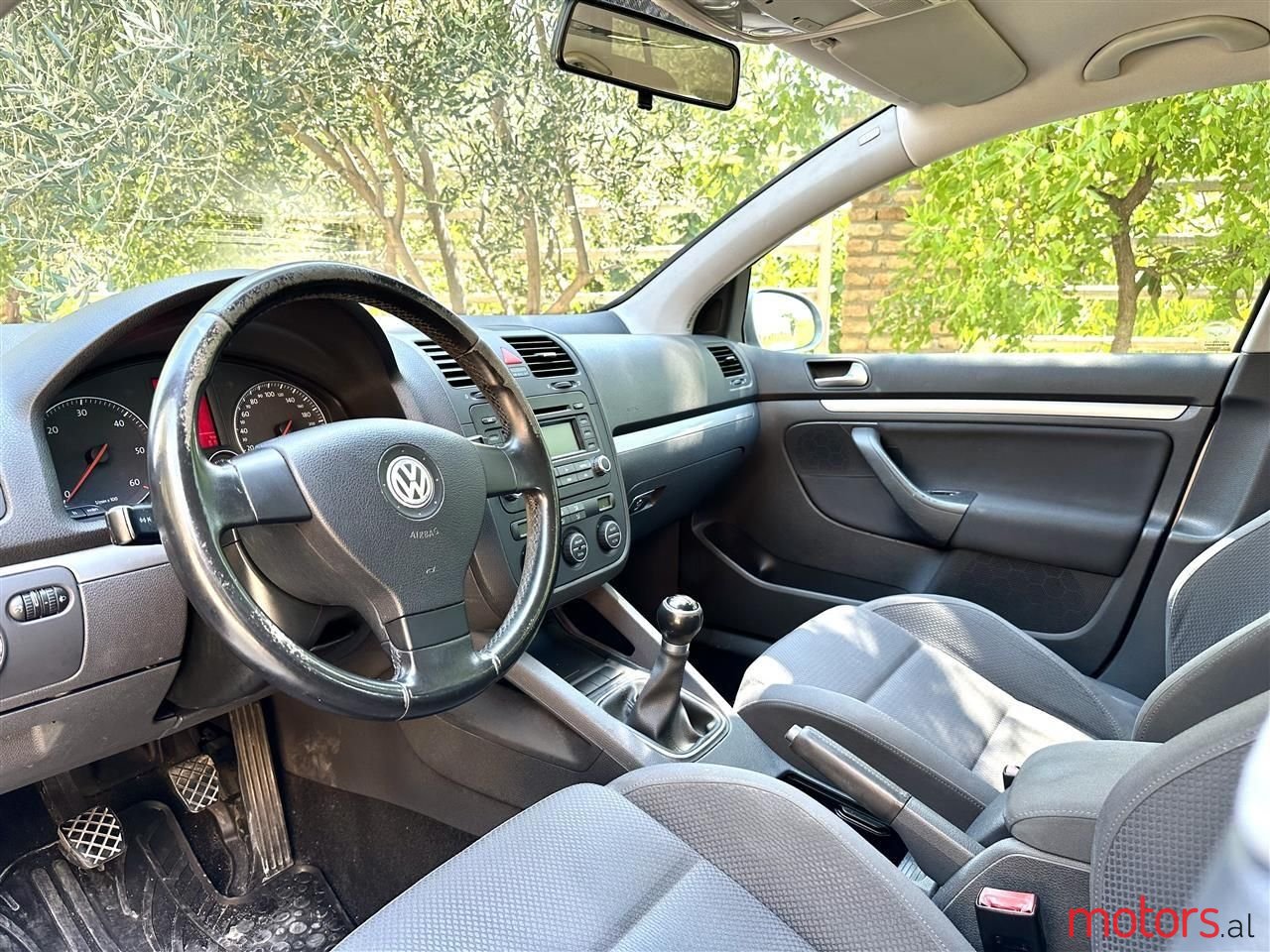 2007' Volkswagen Golf photo #5