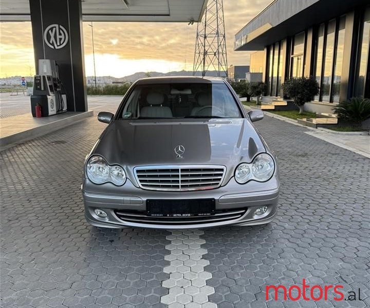 2005' Mercedes-Benz C 220 photo #1