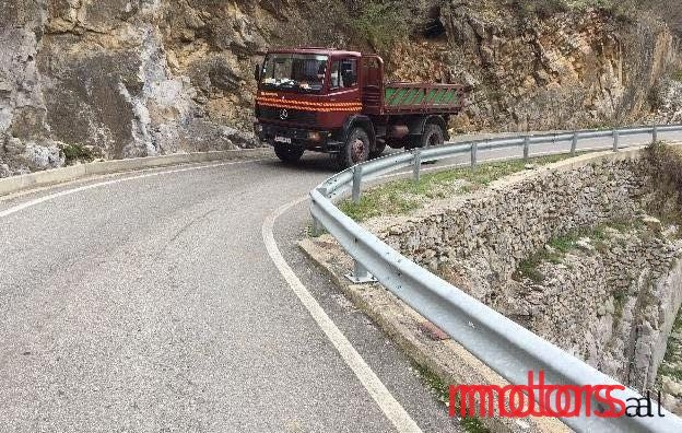 1986' Mercedes-Benz photo #1