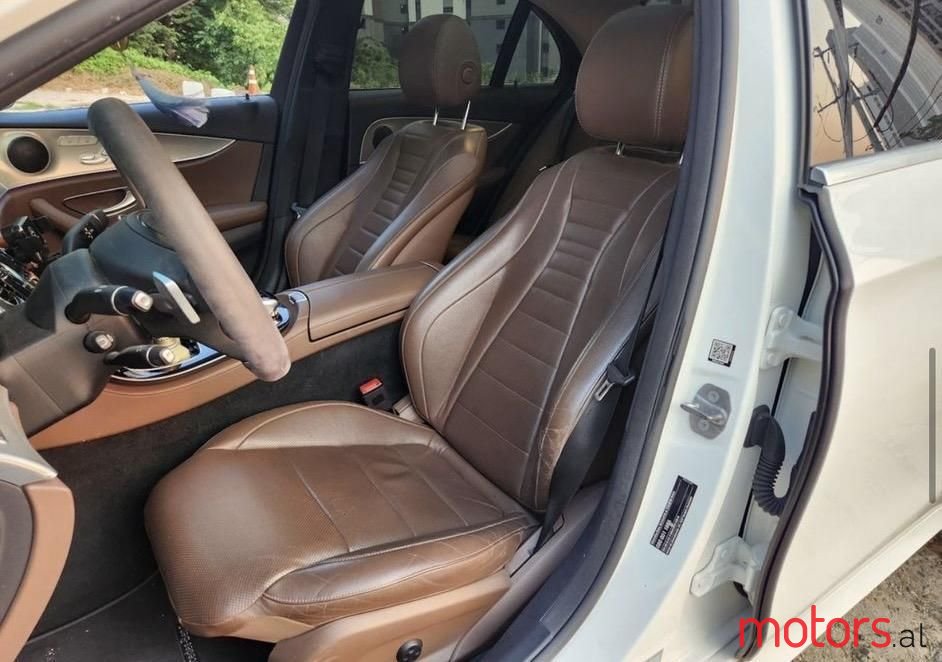 2017' Mercedes-Benz E 350 photo #6