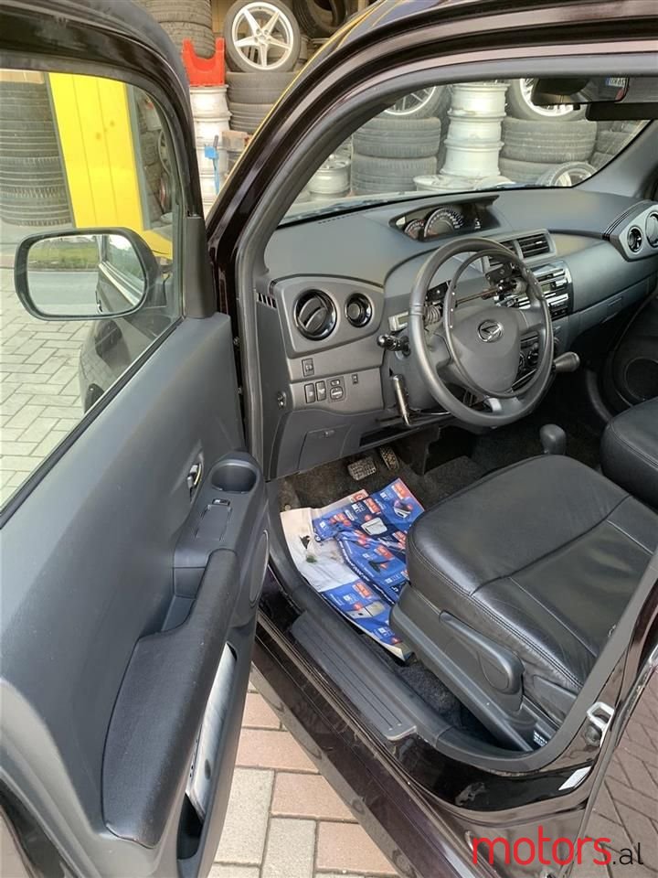 2010' Daihatsu Materia photo #6