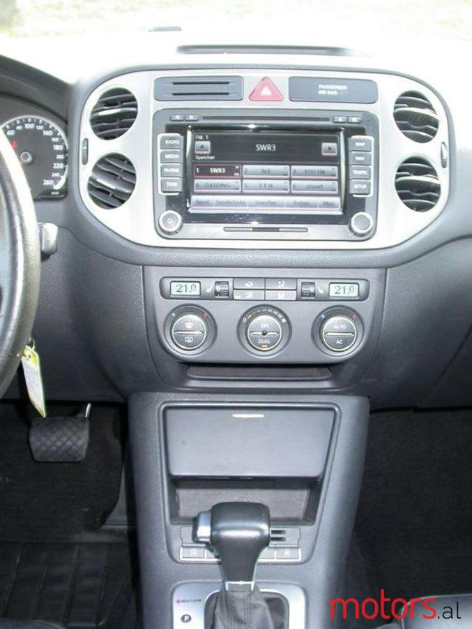 2008' Volkswagen Tiguan photo #1