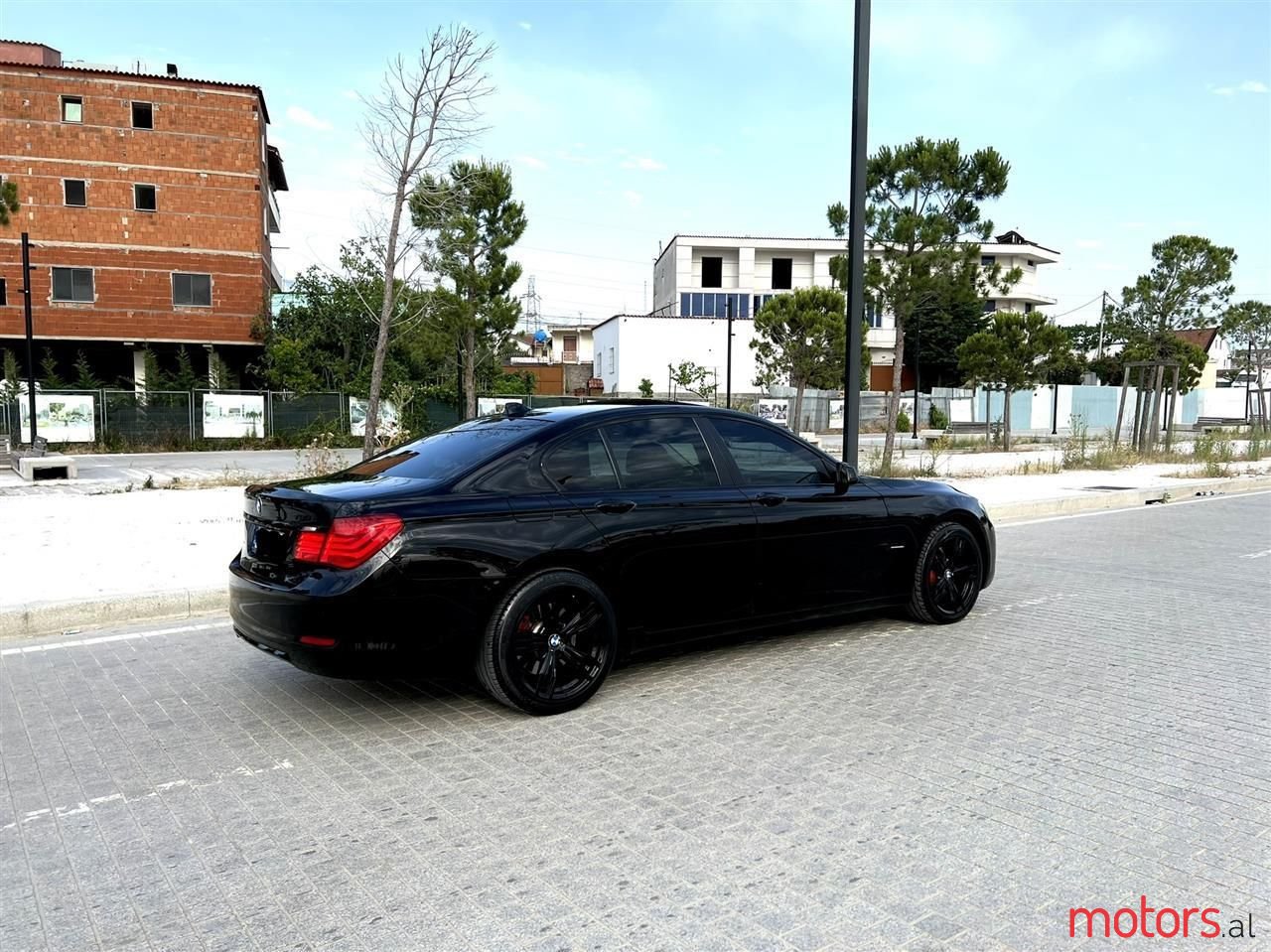 2010' BMW 730 photo #4