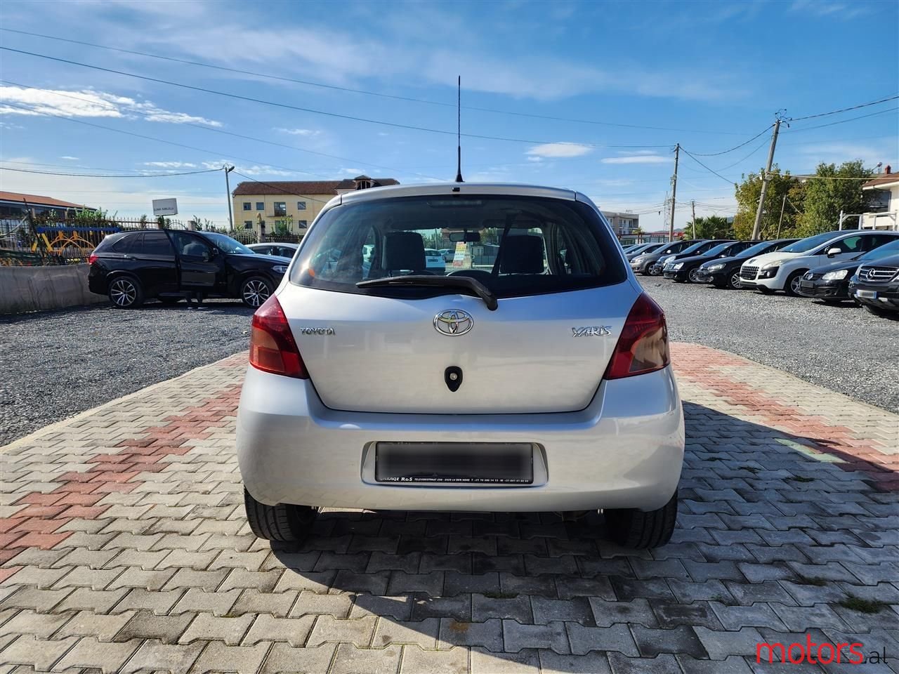 2009' Toyota Yaris photo #6