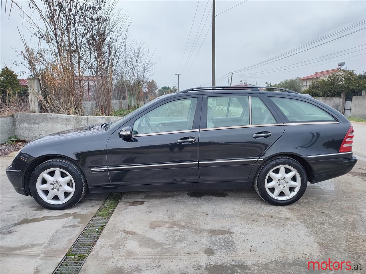 2002' Mercedes-Benz C 200 photo #1