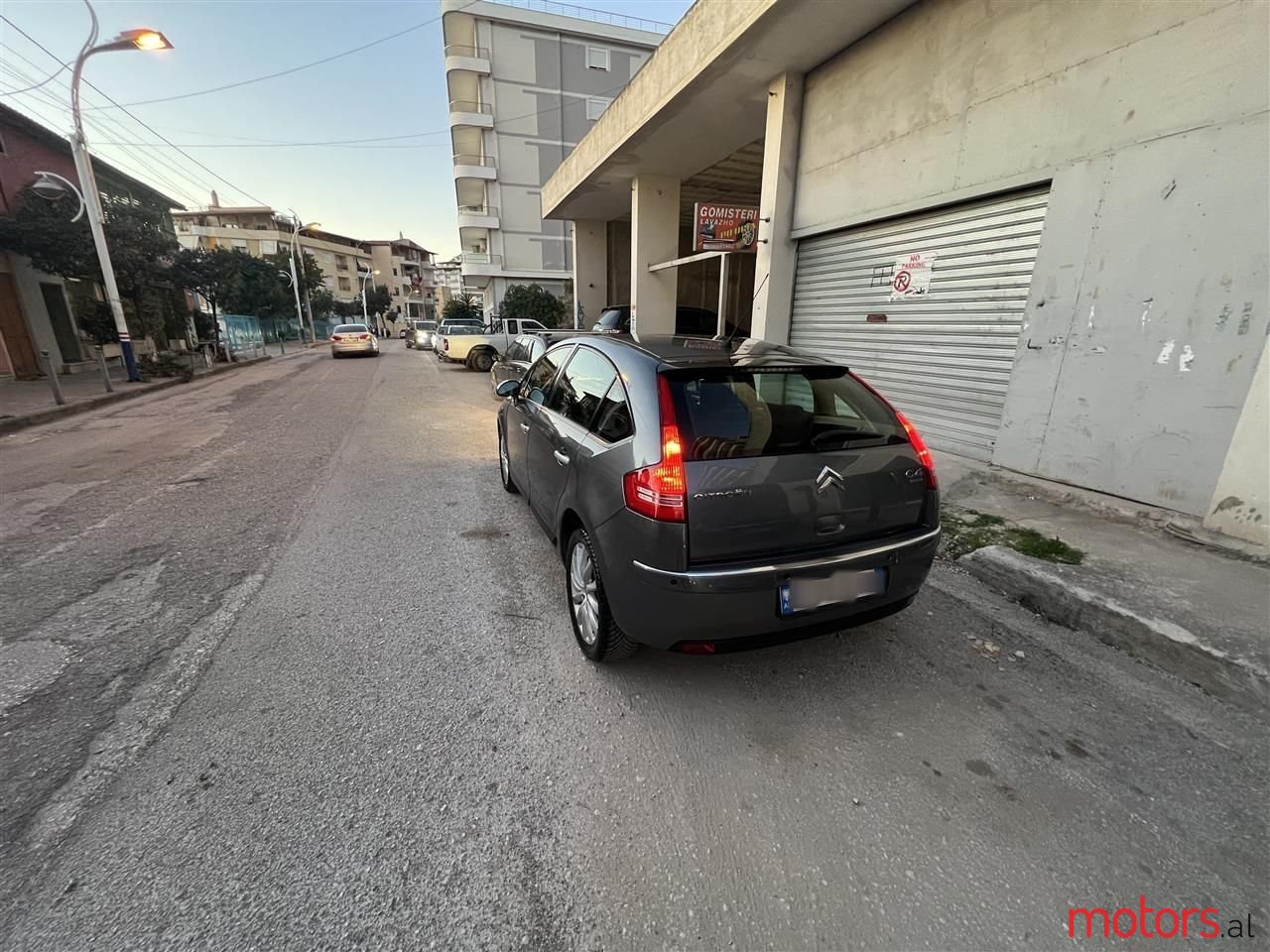 2009' Citroen C4 photo #4