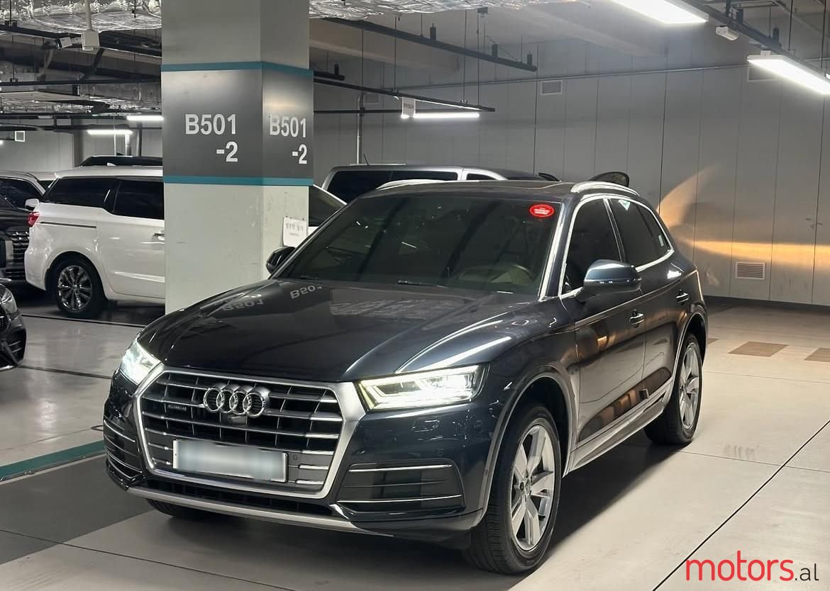 2020' Audi Q5 photo #1