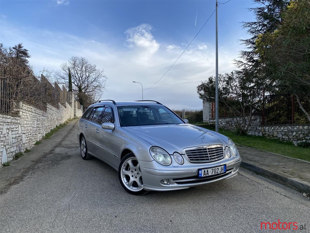 2004' Mercedes-Benz E 270 photo #1