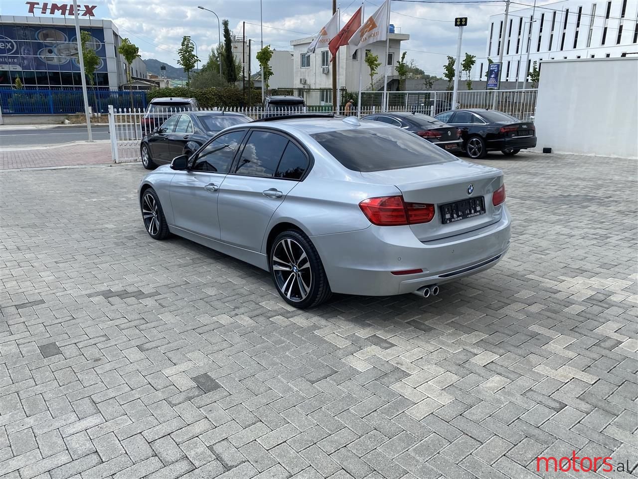 2013' BMW 328 photo #4