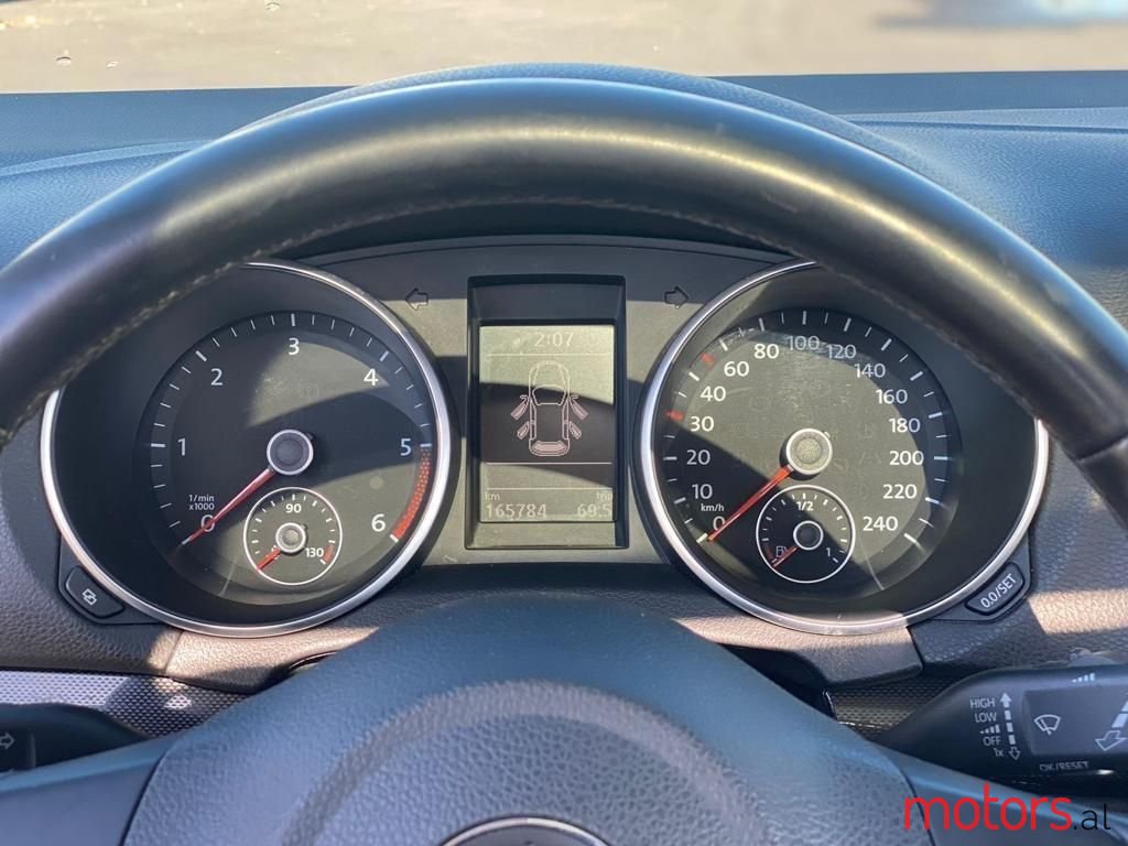 2012' Volkswagen Golf photo #6