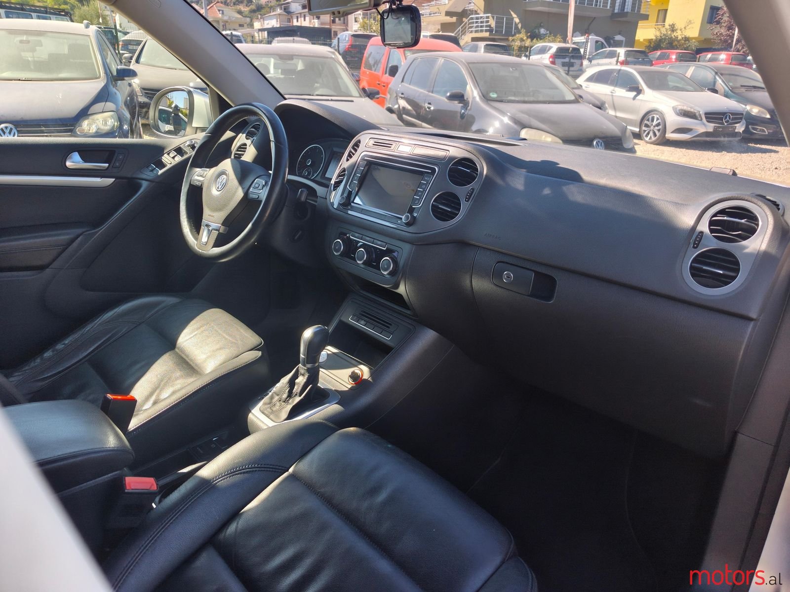 2014' Volkswagen Tiguan photo #5