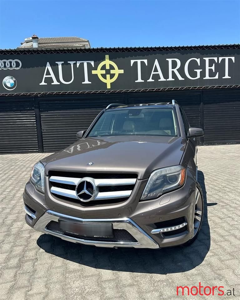 2013' Mercedes-Benz GLK 250 photo #1
