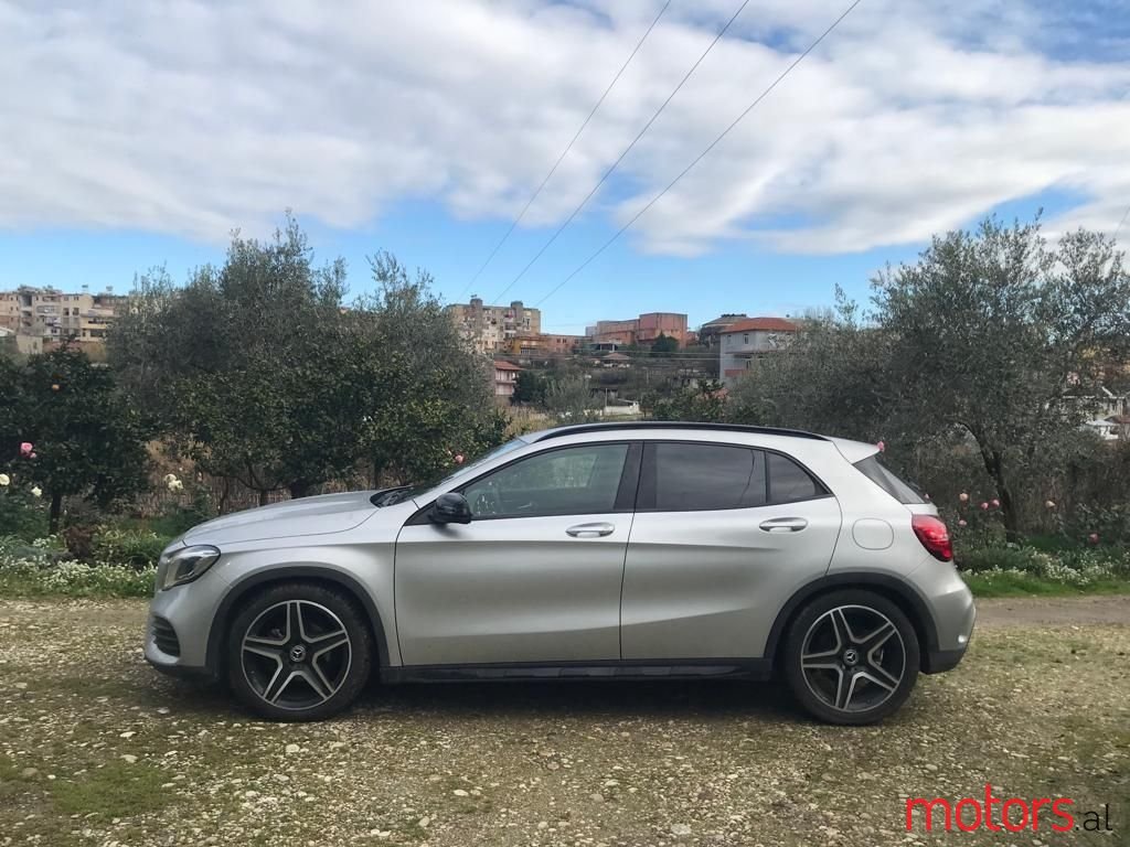 2018' Mercedes-Benz GLA 200 photo #5