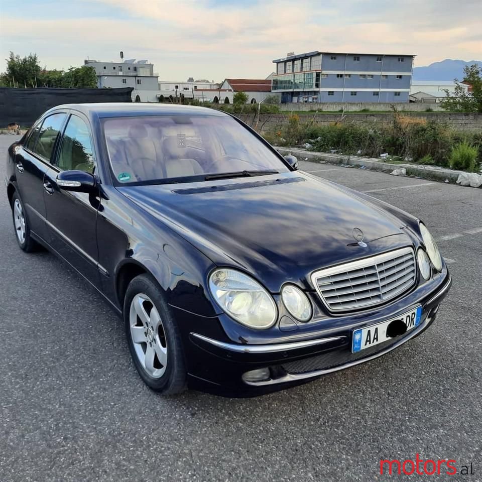 2002' Mercedes-Benz 270 photo #3