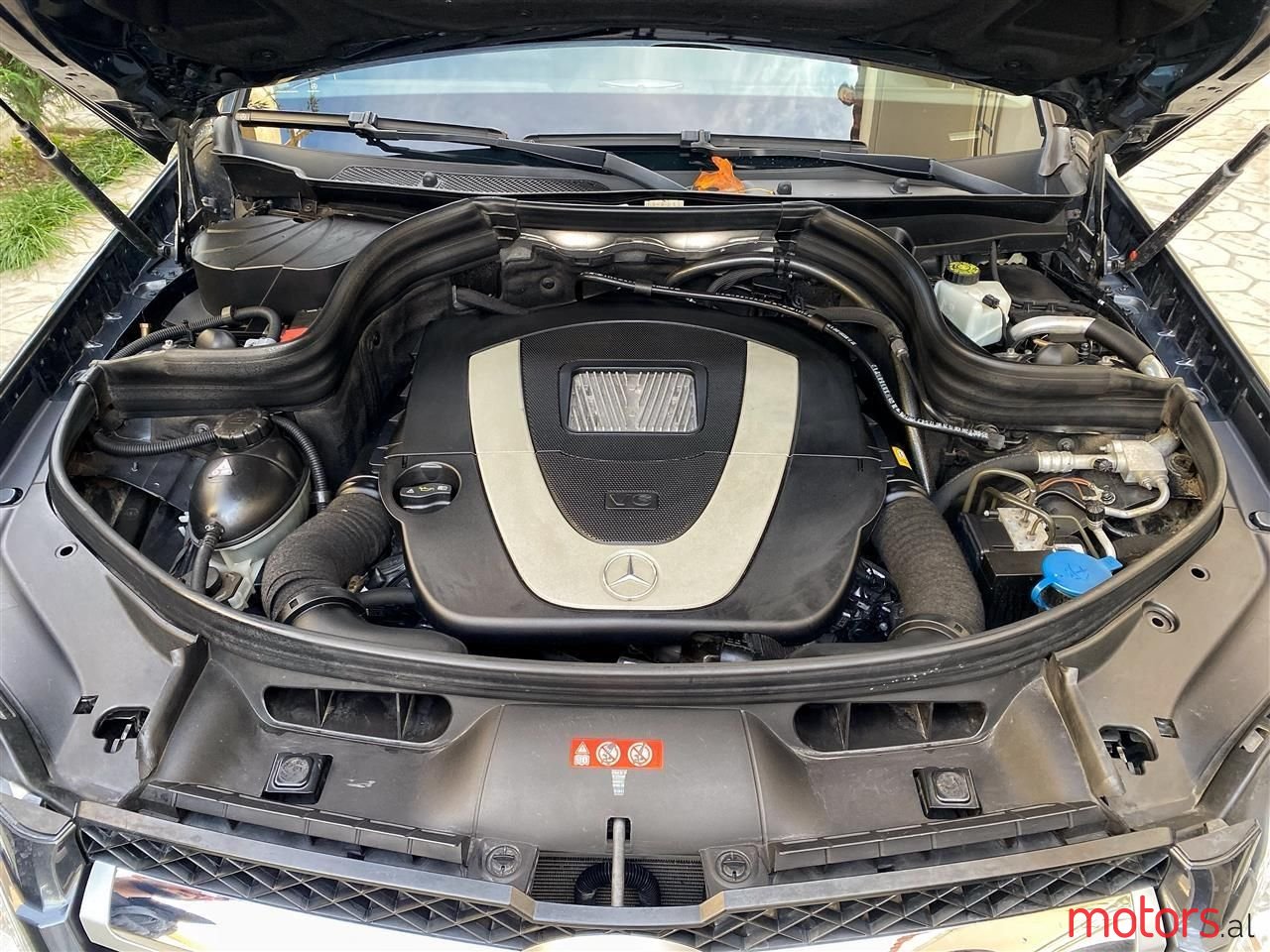 2010' Mercedes-Benz GLK 350 photo #4