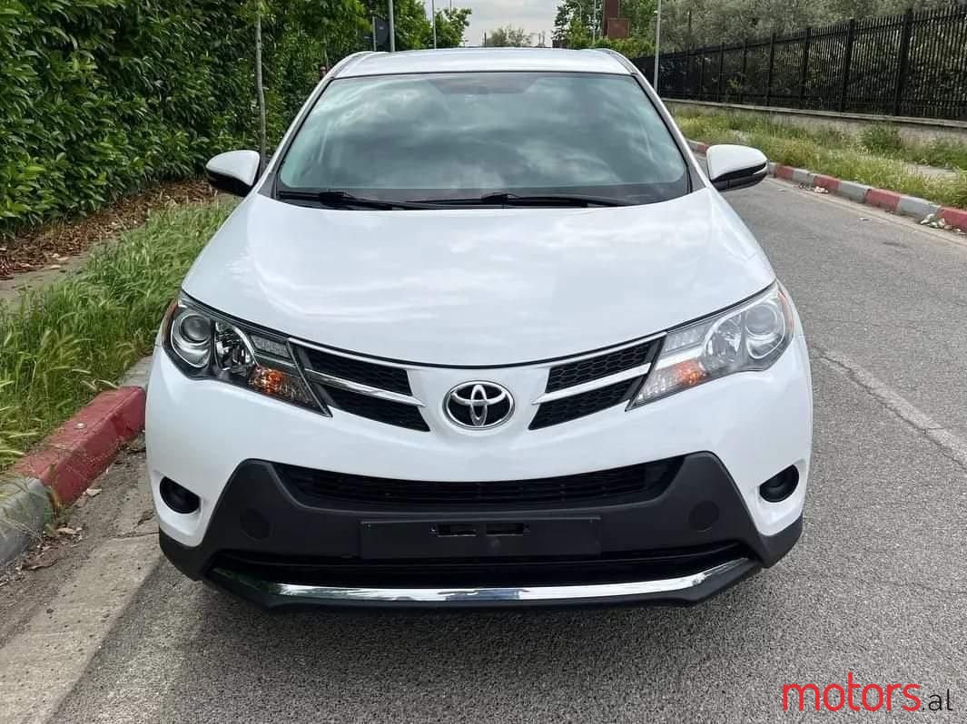 2014' Toyota RAV4 photo #2