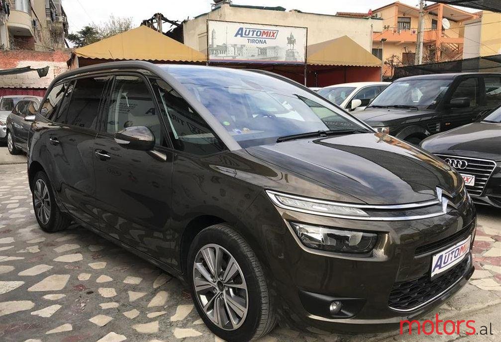2015' Citroen Grand C4 Picasso photo #2