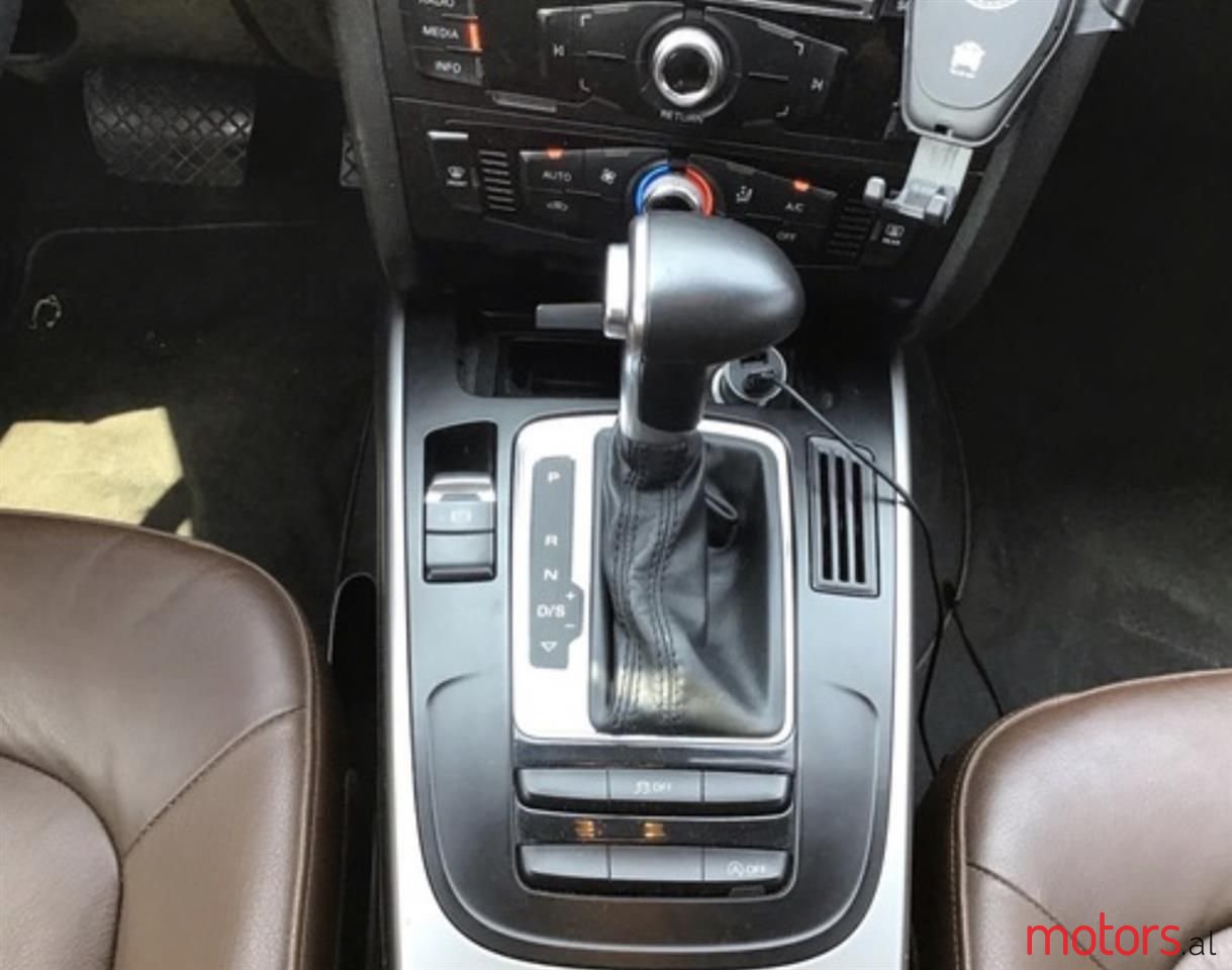 2015' Audi A4 photo #2