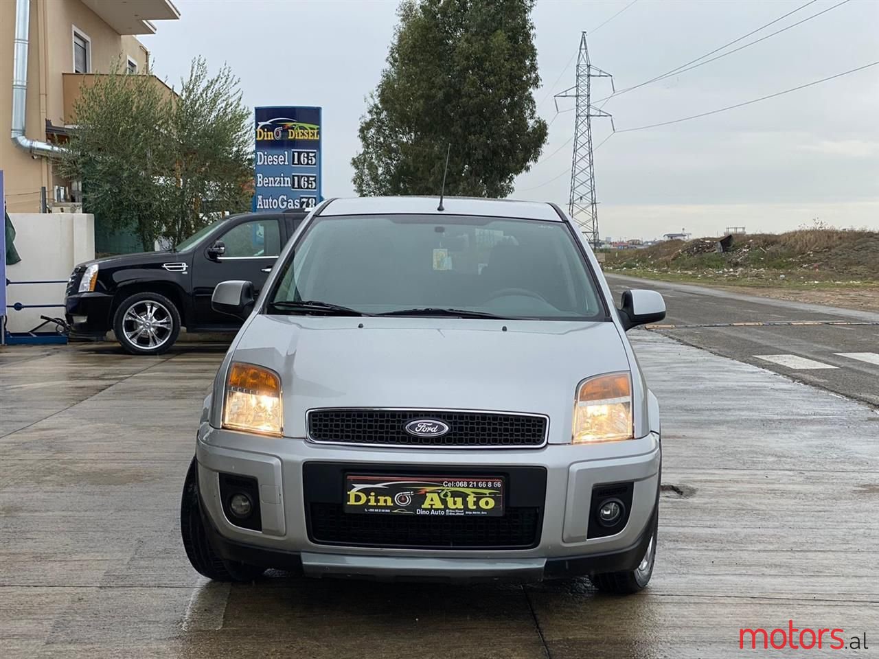 2011' Ford Fusion photo #3