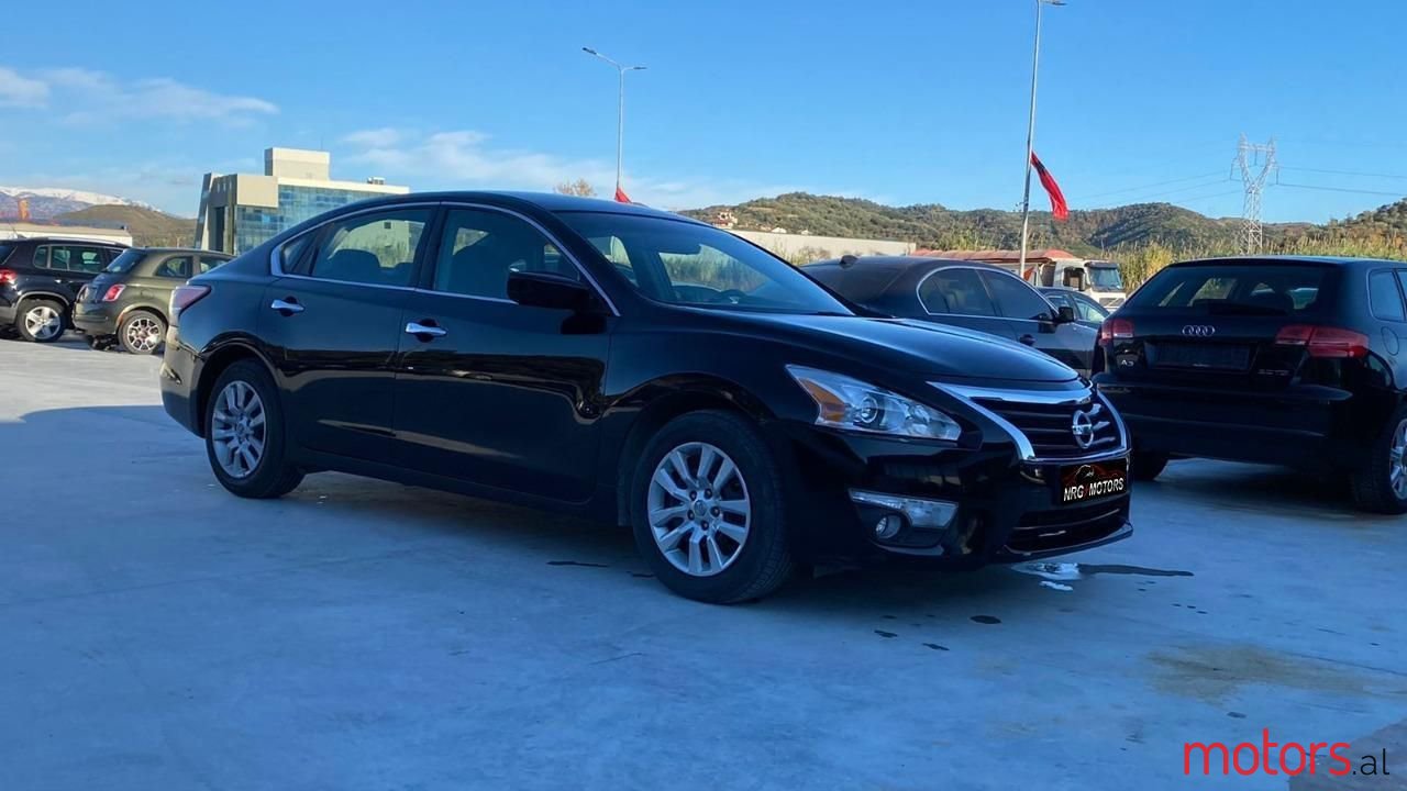 2013' Nissan Altima photo #4