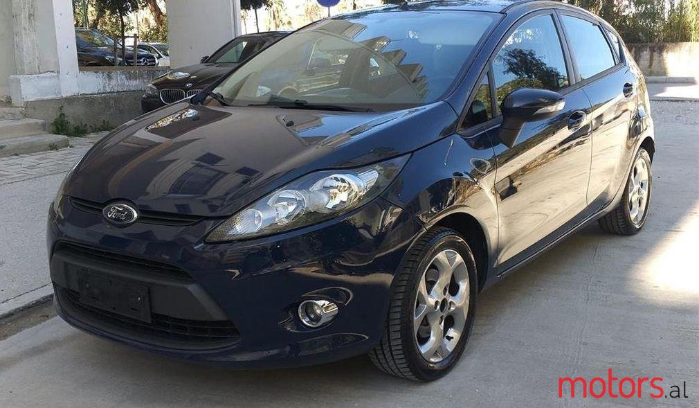 2012' Ford Fiesta photo #1