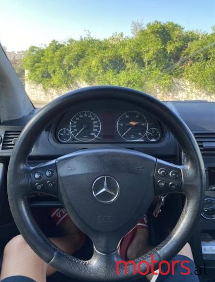 2006' Mercedes-Benz A 160 photo #5