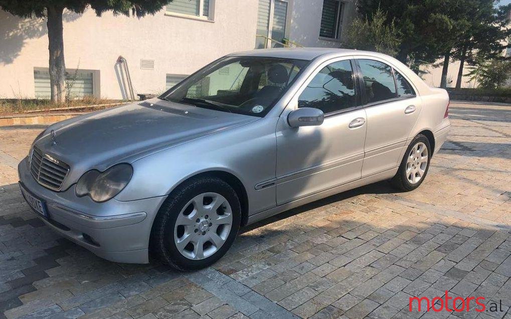 2002' Mercedes-Benz C 220 photo #1