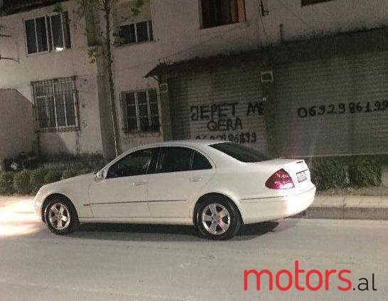 2003' Mercedes-Benz E-Class photo #1