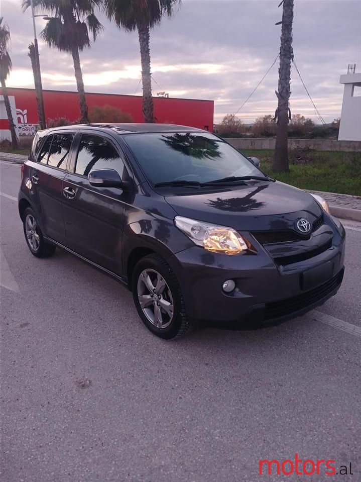 2012' Toyota Urban Cruiser photo #3