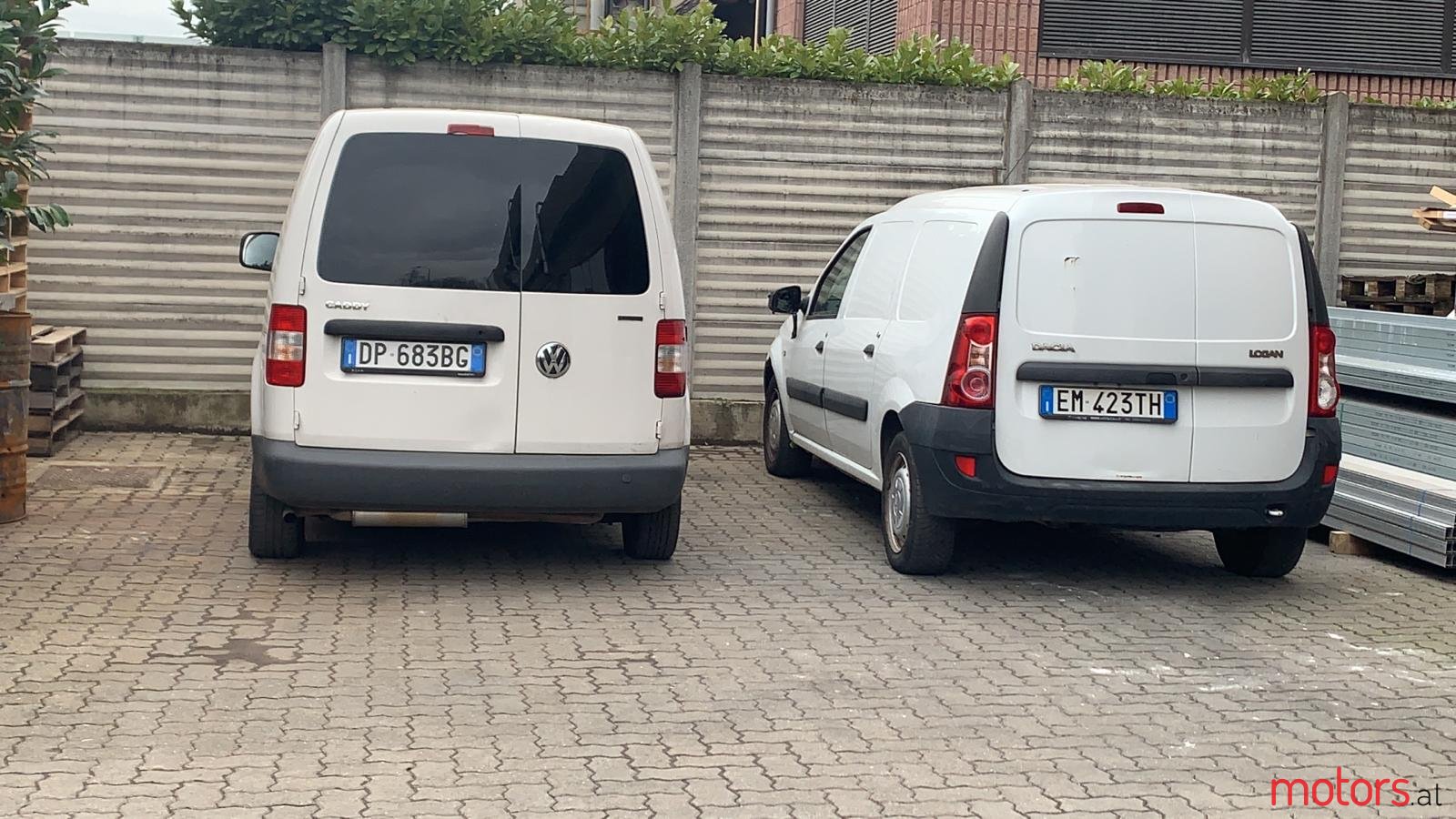 2010' Dacia Logan photo #1